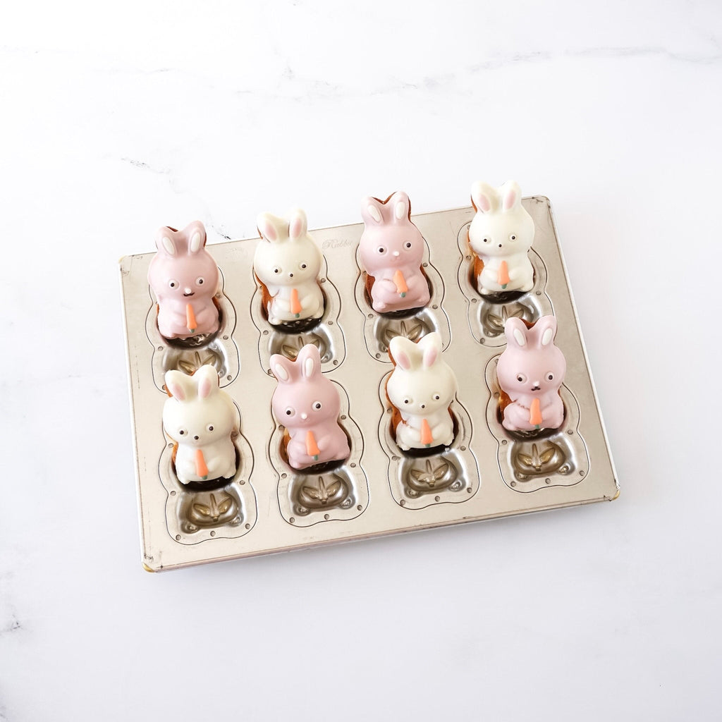 Matsunaga Japan Silicone Coated 8-Cavity Bunny Madeleine Baking Pan