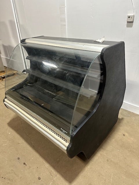 Structural Concepts MP48R Lighted Curved Glass Refrigerated Bakery Display Case