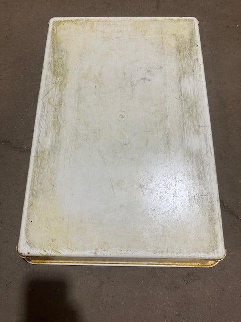 Winco PL-3 Stackable Pizza Dough Proofing Pans Lot of 20