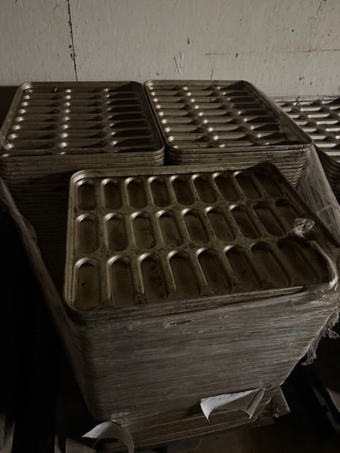 American Pan 27 Slot Hot Dog Bun Pans Fifty Pack