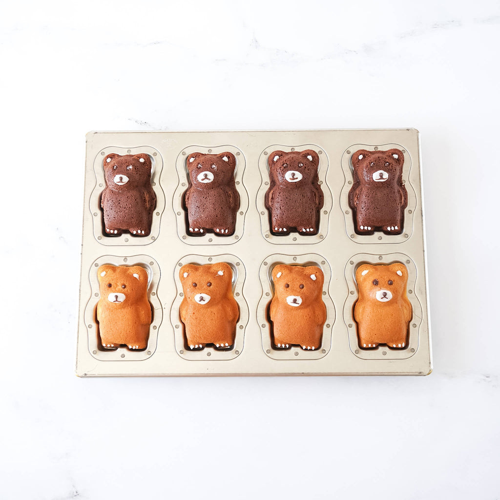 Matsunaga Japan Bear Shaped 8 Cavity Silicone Coated Madeleine Pan