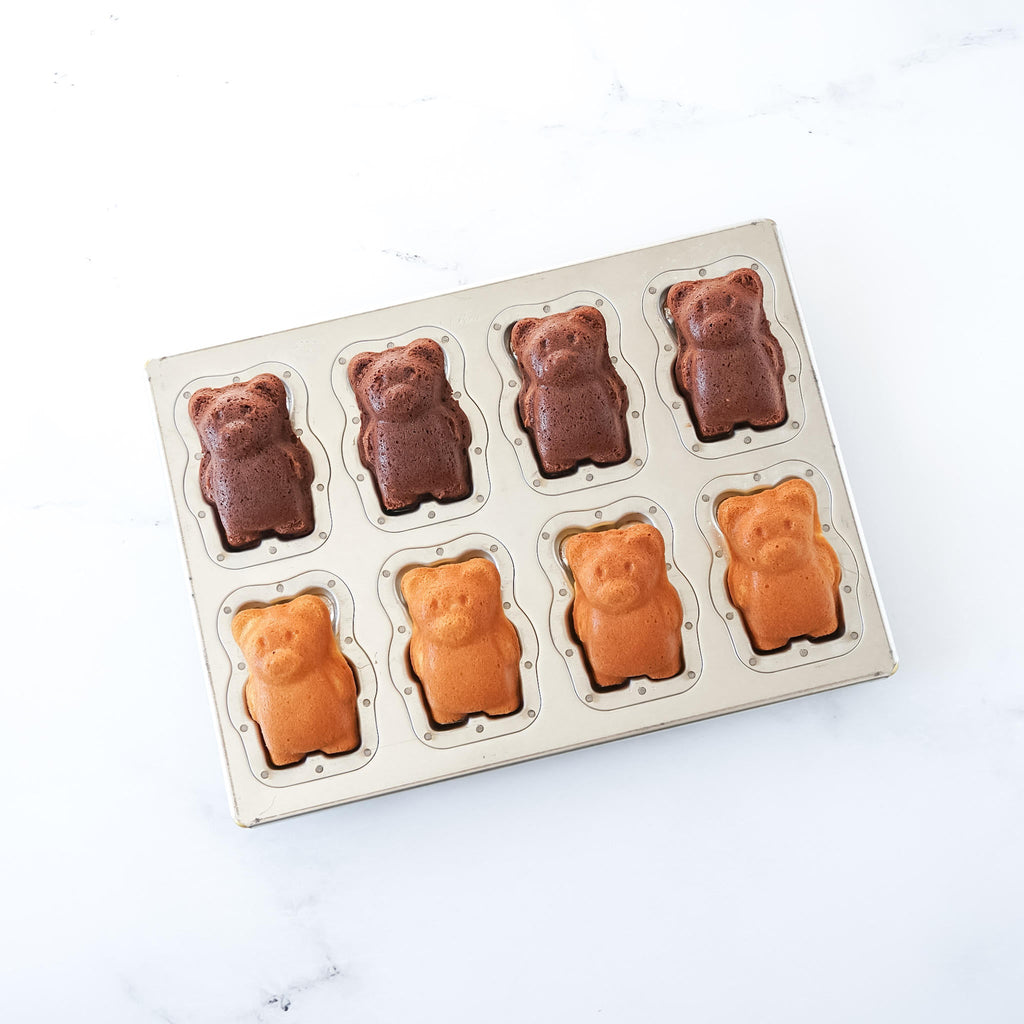 Matsunaga Japan Bear Shaped 8 Cavity Silicone Coated Madeleine Pan