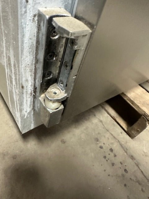 Traulsen G31011 Three Door Commercial Reach-In Refrigerator Cooler Special