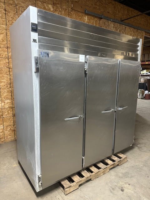 Traulsen G31011 Three Door Commercial Reach-In Refrigerator Cooler Special