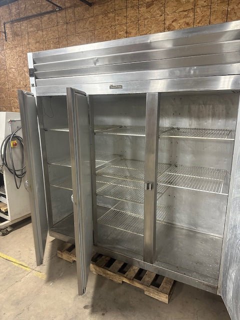 Traulsen G31011 Three Door Commercial Reach-In Refrigerator Cooler Special