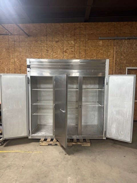 Traulsen G31011 Three Door Commercial Reach-In Refrigerator Cooler Special