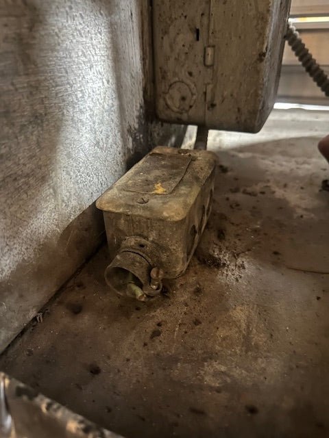 Traulsen G31011 Three Door Commercial Reach-In Refrigerator Cooler Special