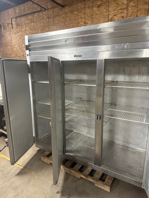 Traulsen G31011 Three Door Commercial Reach-In Refrigerator Cooler Special