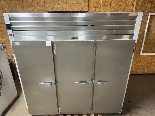 Traulsen G31011 Three Door Commercial Reach-In Refrigerator Cooler Special
