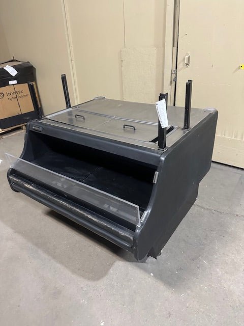 Structural Concepts Q2447 B Refrigerated Lighted Display Commercial Merchandiser